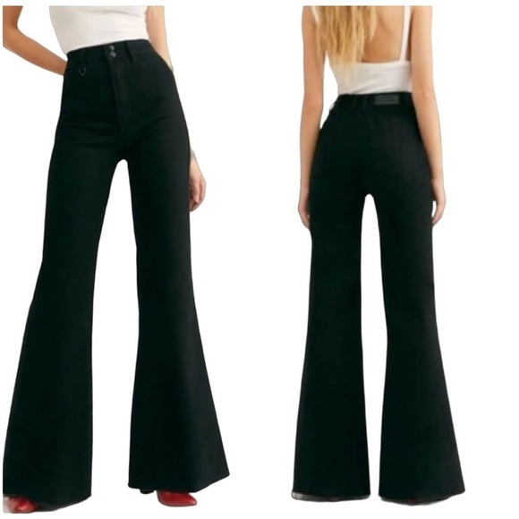 Neon Blonde 'Kiki' Sky High Rise Black Denim Dramatic FLARED JEANS Size 31
